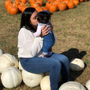 Meet your Posher, Aracelis